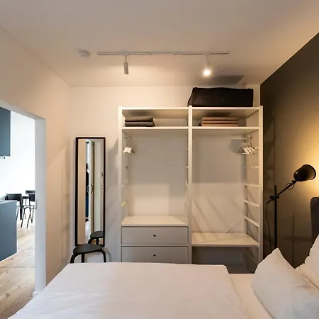 Apartment The 11a
